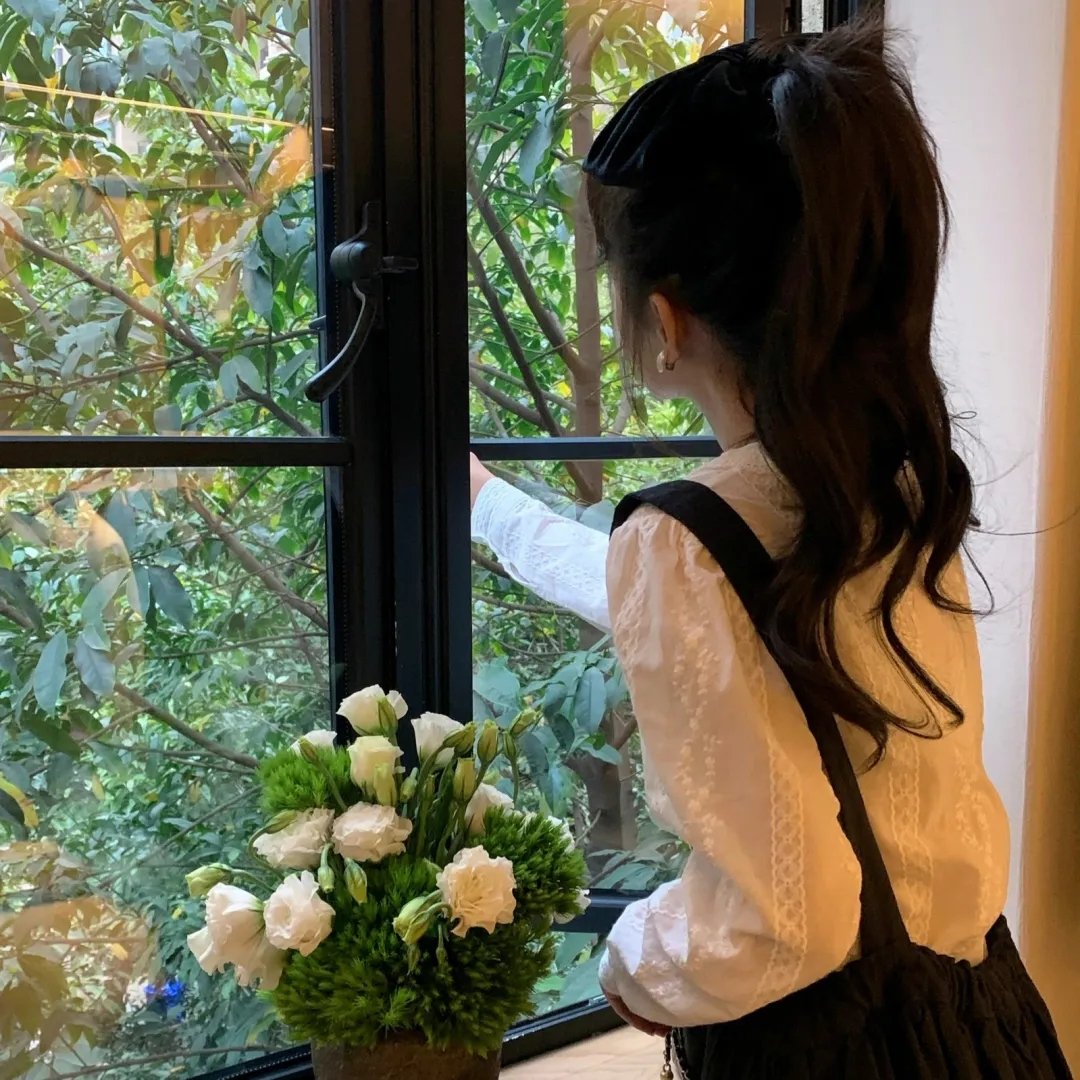 阿蒂克海报